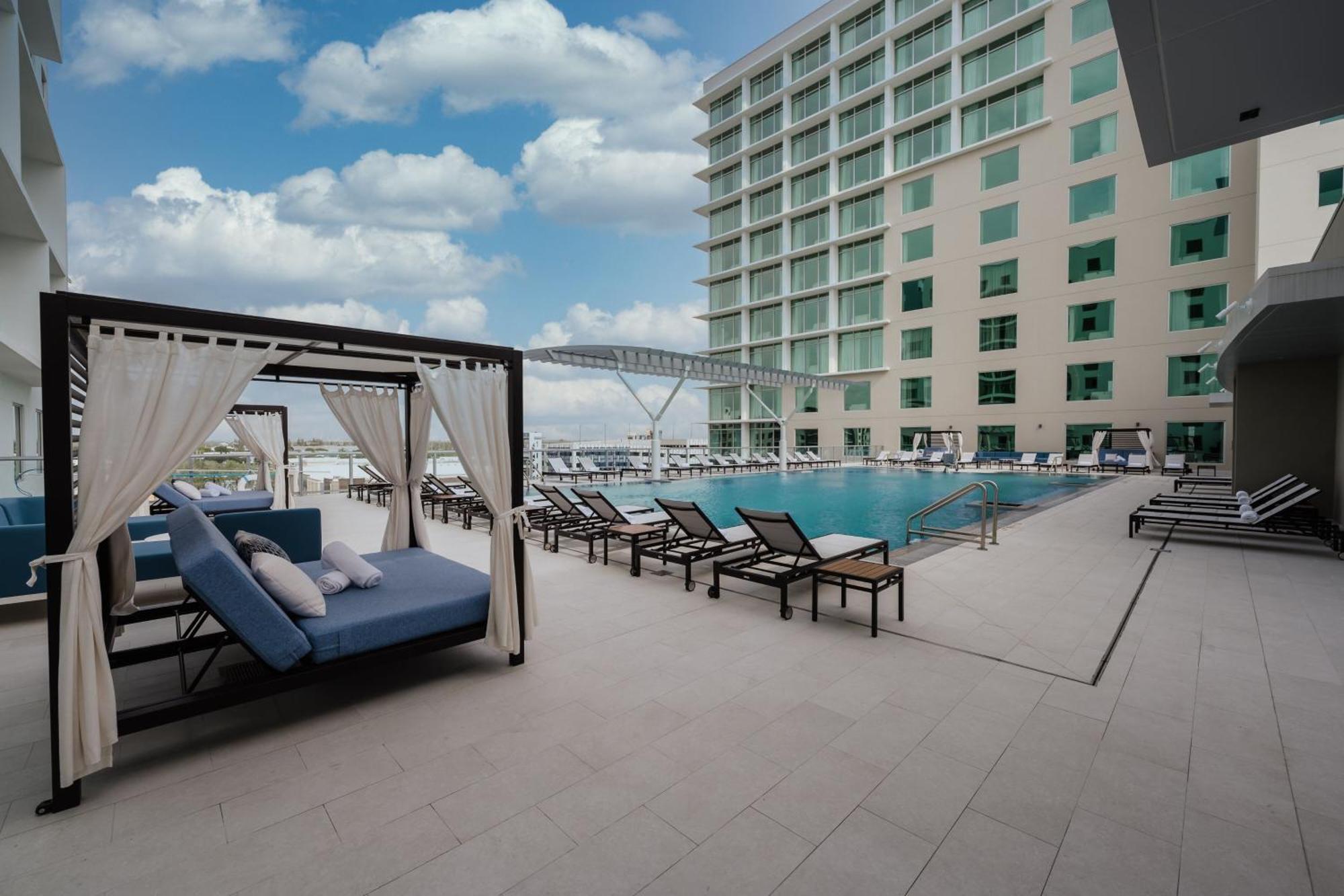 Marriott Fort Lauderdale Airport Дейния Бийч Екстериор снимка
